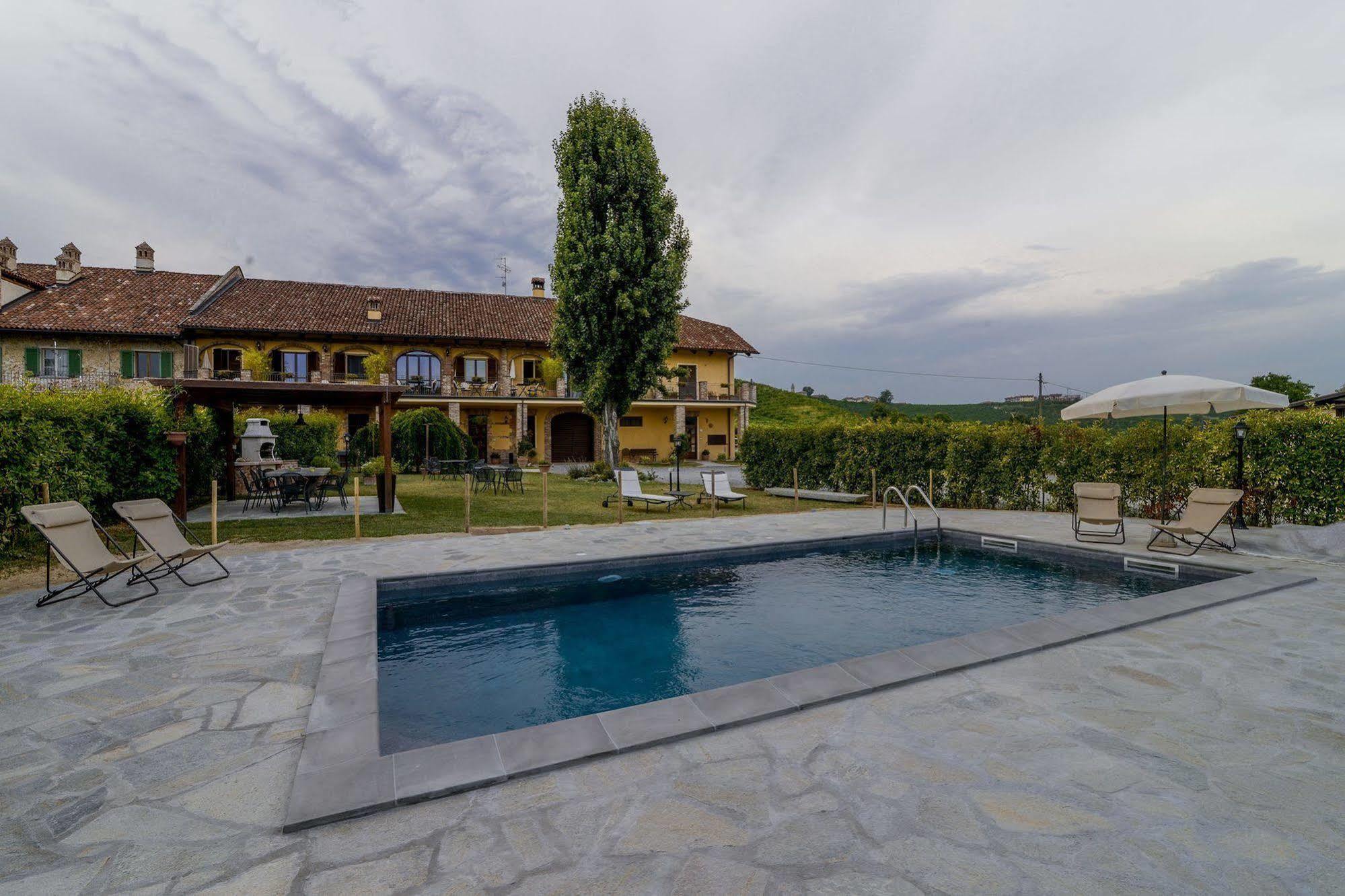 Cascina Rocca - Guest House Castiglione Falletto Exterior photo
